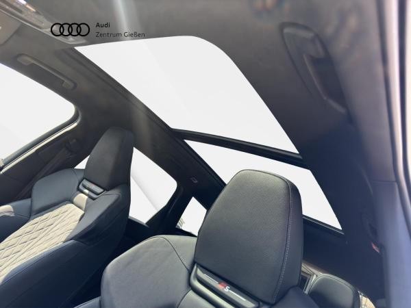 Audi SQ6 e-tron