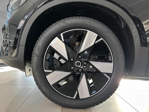 Volvo EX40