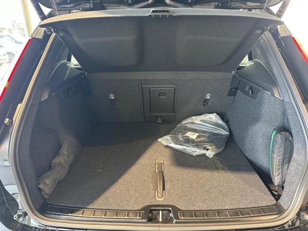 Volvo EX40