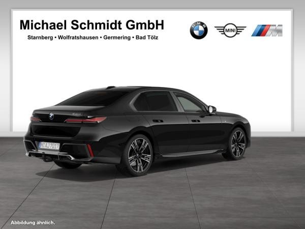 BMW 740