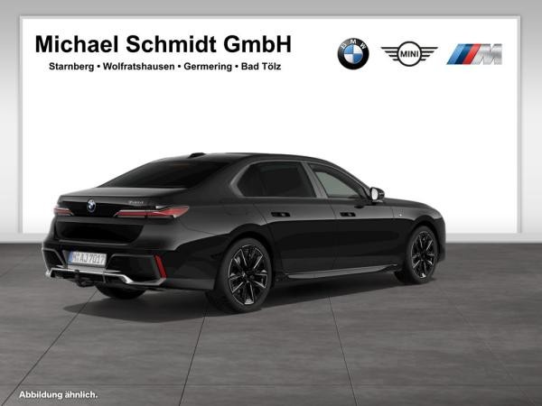 BMW 740