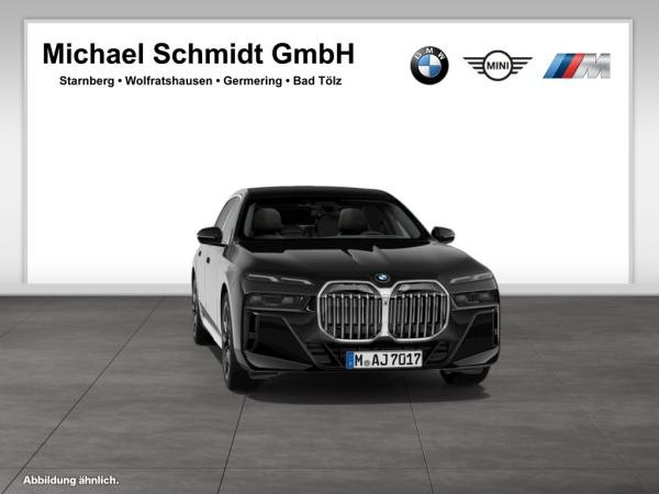 BMW 740