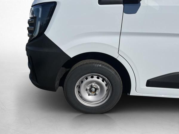 Nissan Interstar