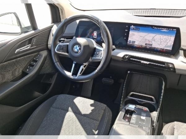 BMW 216