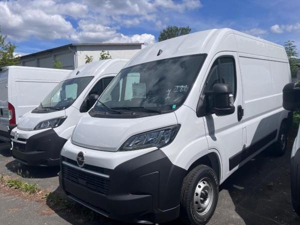 Opel Movano