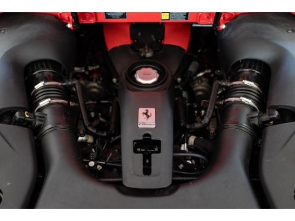 Ferrari F8