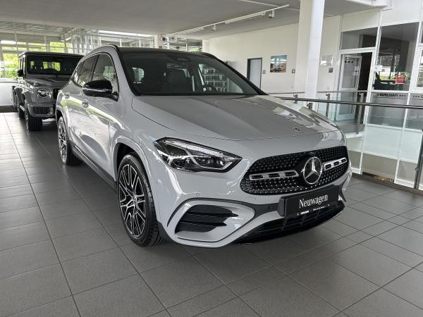Mercedes-Benz GLA 200