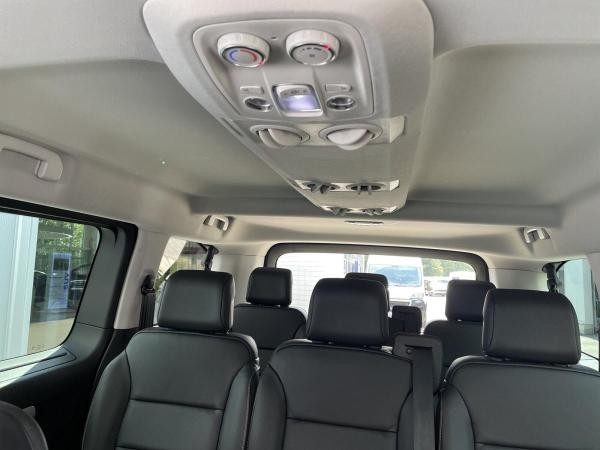 Peugeot Traveller