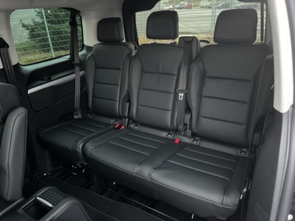 Peugeot Traveller