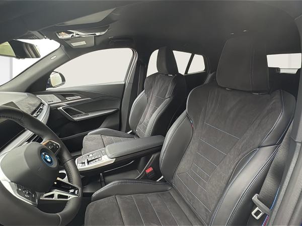 BMW iX2