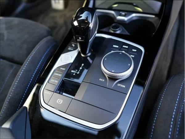 BMW 128