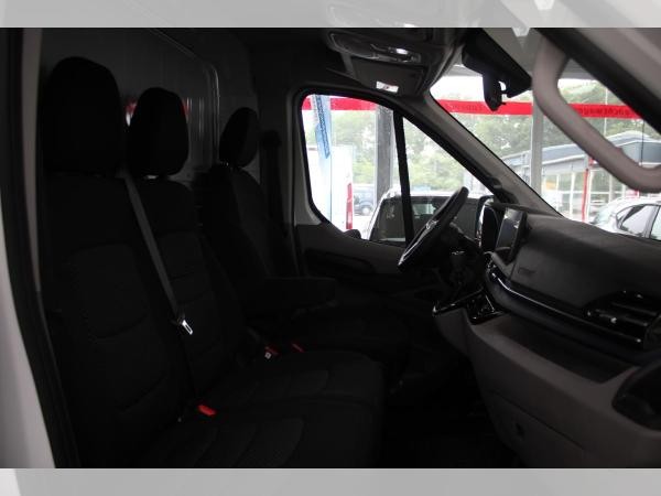 MAXUS Deliver 9