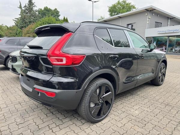 Volvo EX40