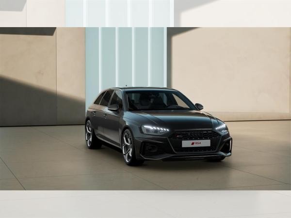 Audi RS4