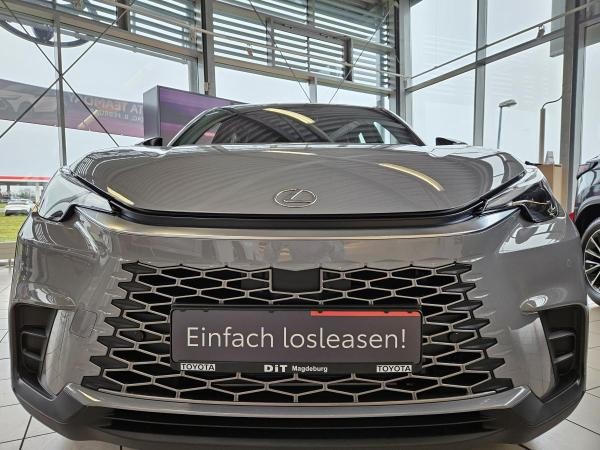Lexus LBX