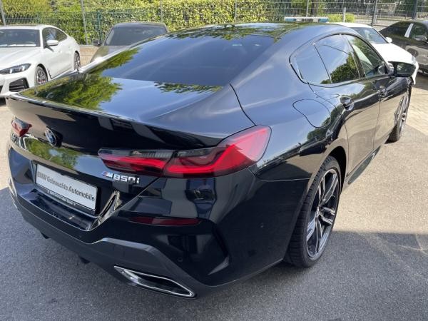 BMW M850