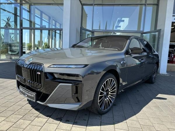 BMW 760