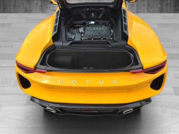 Lotus Emira