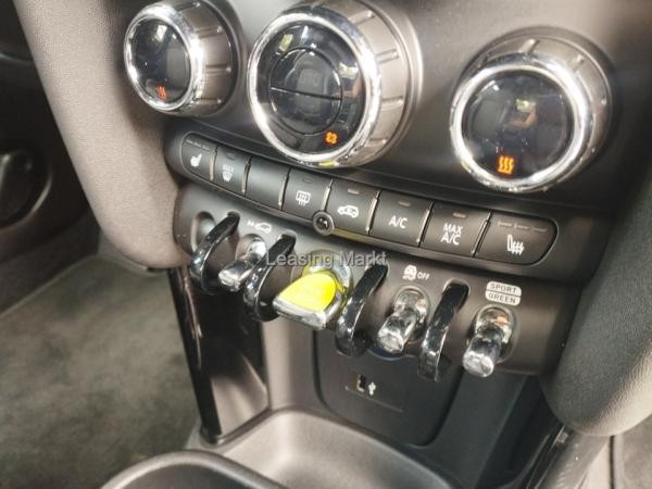 MINI Cooper SE