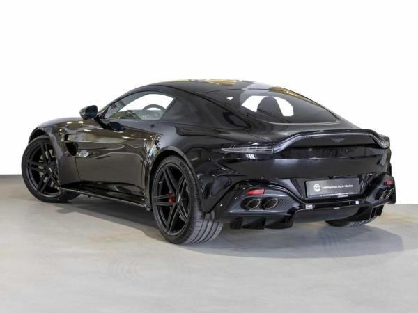 Aston Martin Vantage