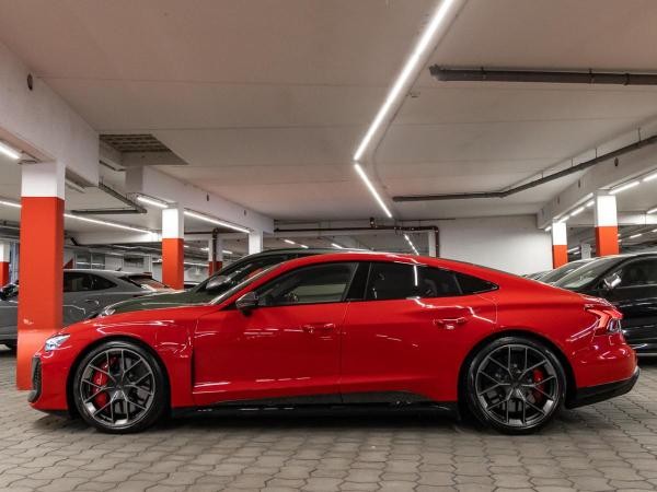 Audi RS e-tron GT