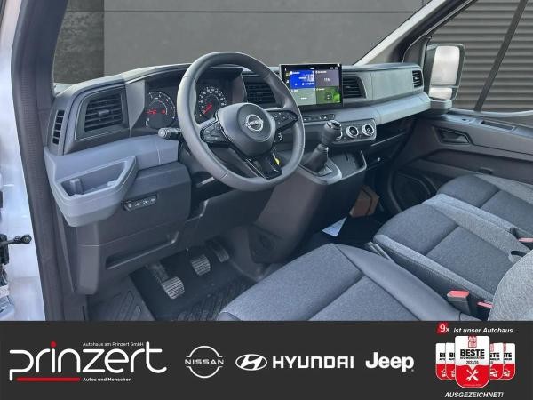 Nissan Interstar