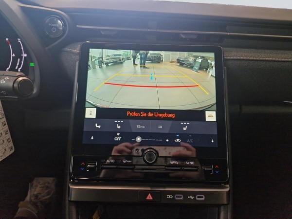 Lexus LBX