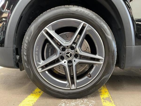 Mercedes-Benz GLB 250