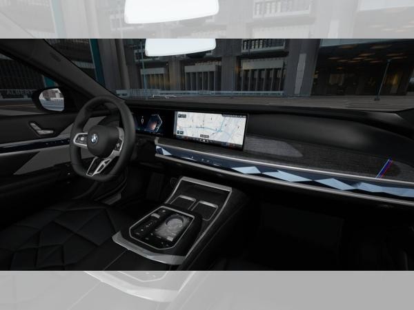 BMW 740