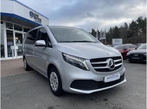Mercedes-Benz V 220