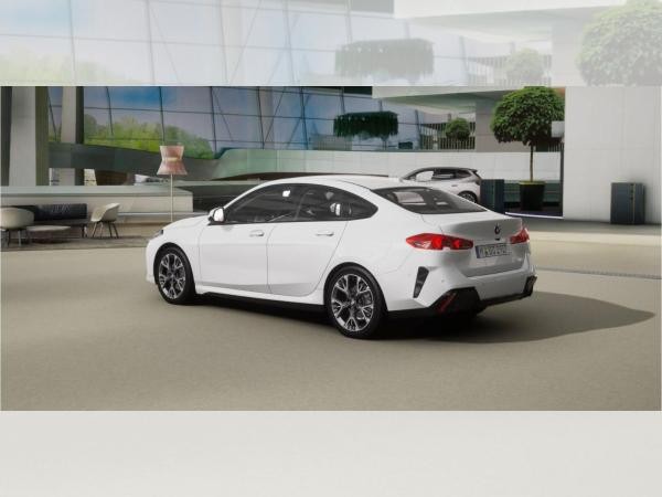 BMW 216