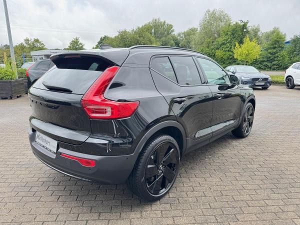 Volvo EX40
