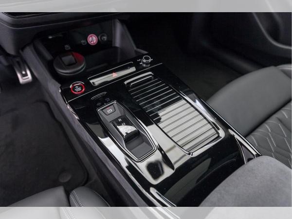 Audi S6 e-tron