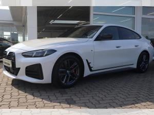 BMW M440i