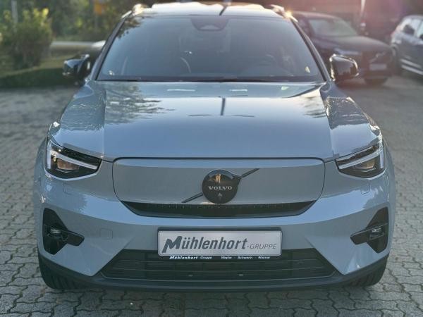 Volvo EX40