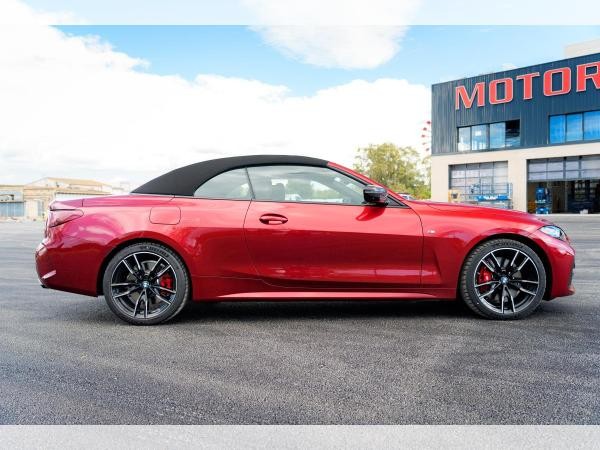 BMW M440i