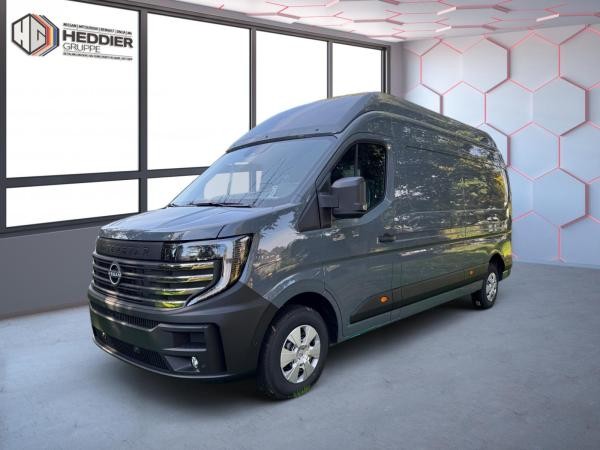 Nissan Interstar