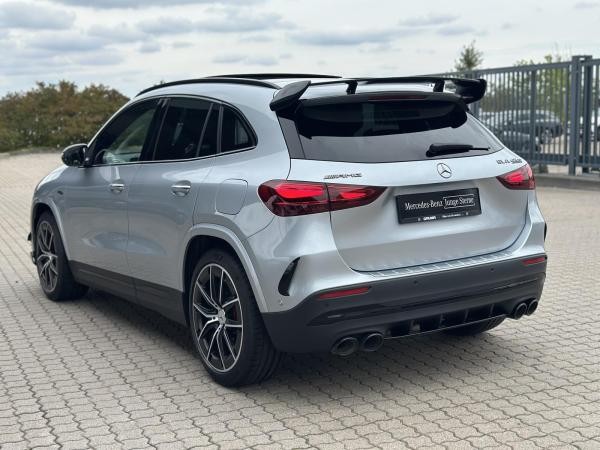 Mercedes-Benz GLA 45 AMG