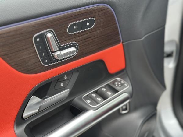 Mercedes-Benz GLA 45 AMG