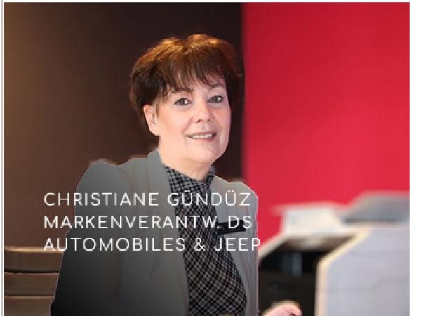 DS Automobiles N°4