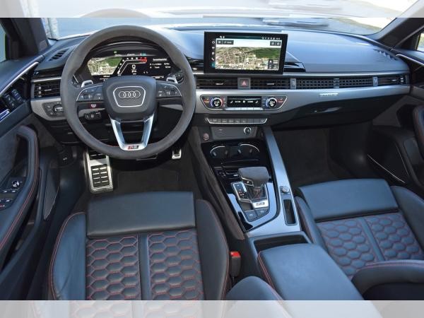 Audi RS4