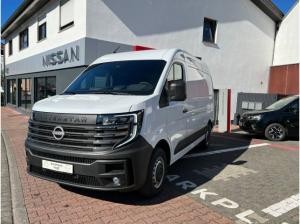 Nissan Interstar