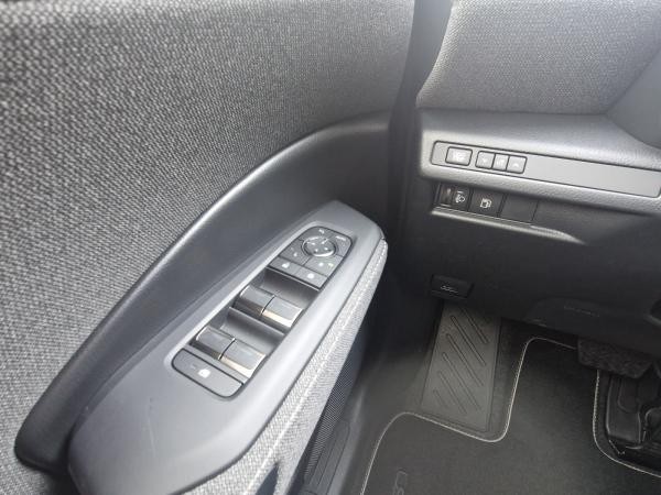 Lexus LBX