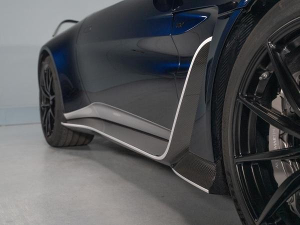 Aston Martin Vantage