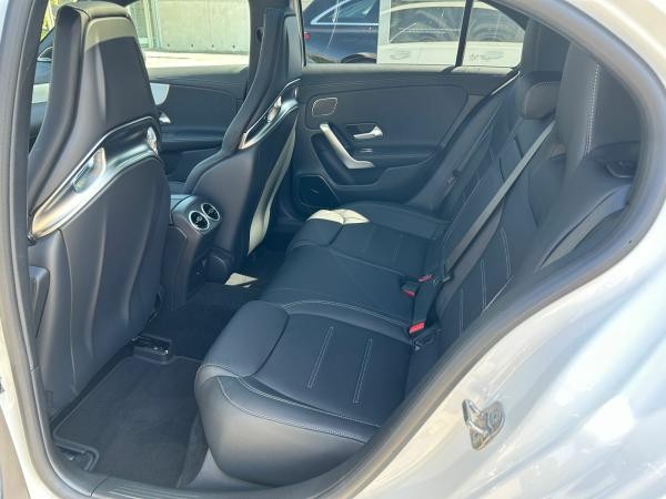 Mercedes-Benz A 45 AMG