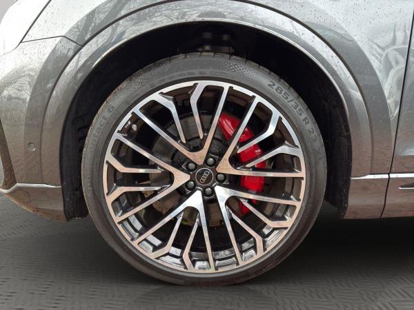 Audi SQ8