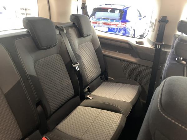 Volkswagen e-Caravelle