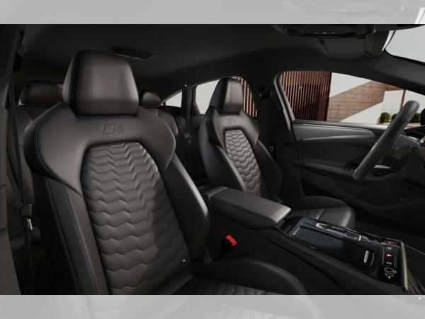 Audi S6 e-tron