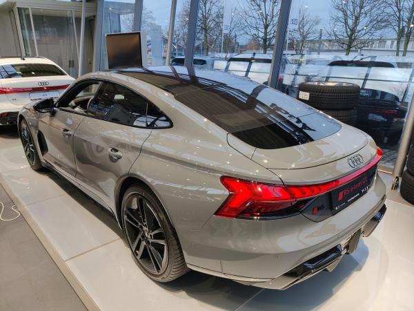 Audi RS e-tron GT
