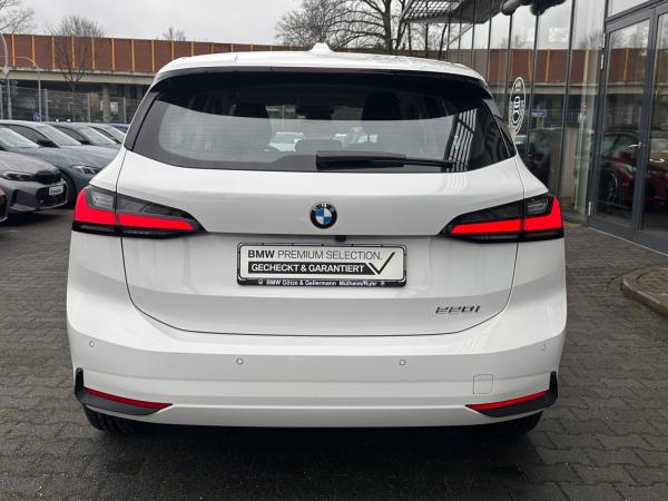 BMW 220